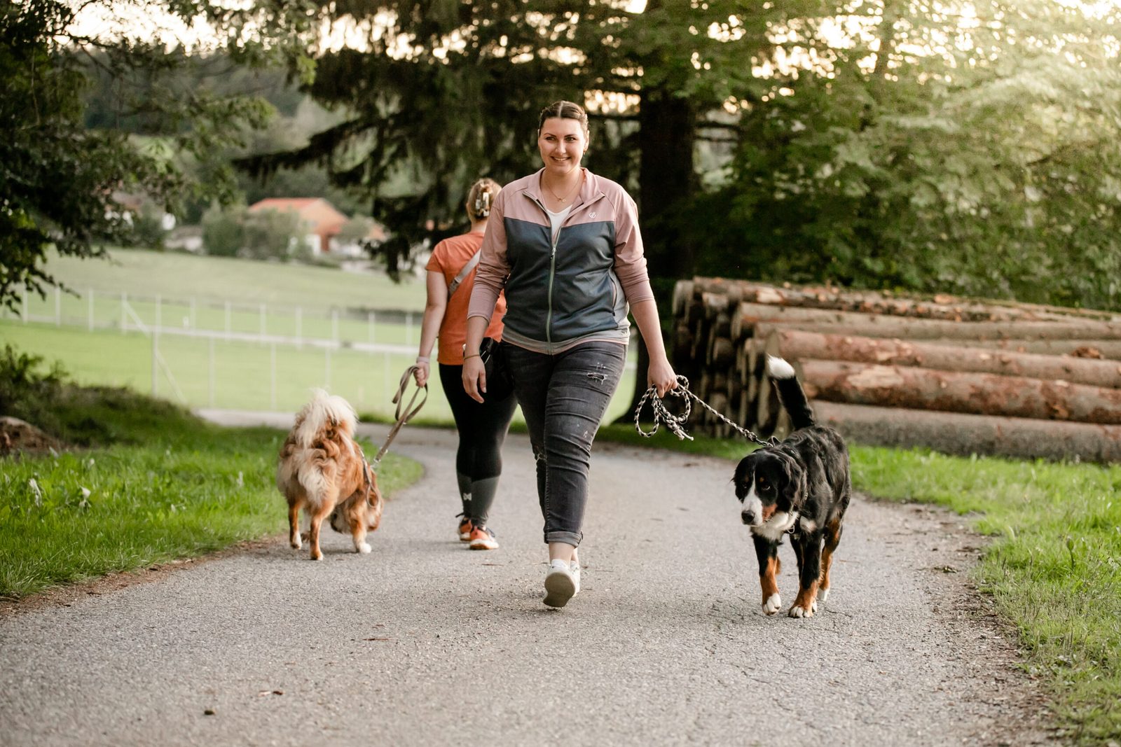 Katrin Schauer unterwegs mit Hunden